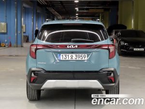 Kia Seltos Бензин 1.6 Turbo 2WD 2024 года из Южной Кореи
