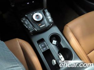 Kia Seltos Бензин 1.6 Turbo 2WD 2024 года из Южной Кореи
