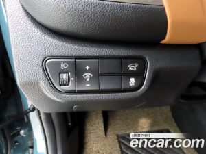Kia Seltos Бензин 1.6 Turbo 2WD 2024 года из Южной Кореи