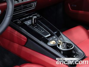 Porsche 911 CARRERA 4 GTS 2024 года из Южной Кореи
