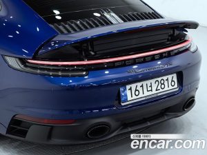 Porsche 911 CARRERA 4 GTS 2024 года из Южной Кореи