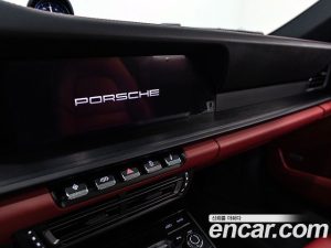 Porsche 911 CARRERA 4 GTS 2024 года из Южной Кореи