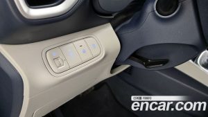 Hyundai Venue 1.6 Premium 2024 года из Южной Кореи