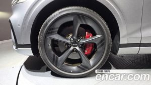 Genesis GV70 3.5T Бензин AWD 2025 года из Южной Кореи