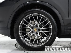 Porsche Cayenne 3.0 2023 года из Южной Кореи