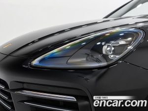 Porsche Cayenne 3.0 2023 года из Южной Кореи
