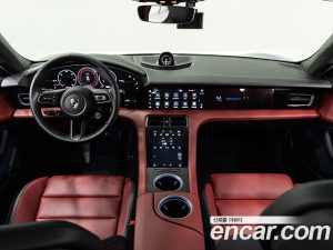 Porsche Taycan Turbo 2025 года из Южной Кореи
