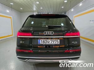 Audi Q7 45 TDI 4WD 2023 года из Южной Кореи