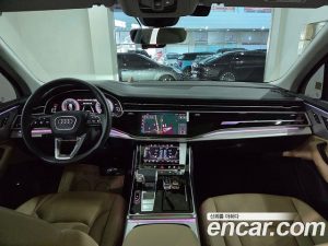 Audi Q7 45 TDI 4WD 2023 года из Южной Кореи