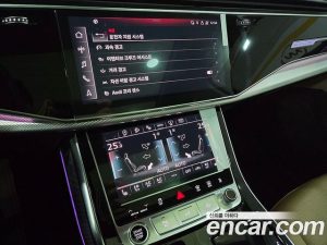 Audi Q7 45 TDI 4WD 2023 года из Южной Кореи