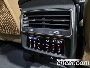 Audi Q7 45 TDI 4WD 2023 года из Южной Кореи