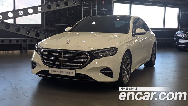 Mercedes-Benz E-Class E220d 4MATIC Exclusive 2024 года из Кореи