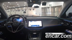 Mercedes-Benz E-Class E220d 4MATIC Exclusive 2024 года из Южной Кореи