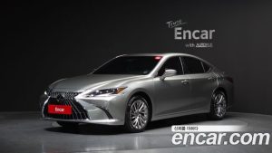 Lexus ES Executive 2025 года из Южной Кореи