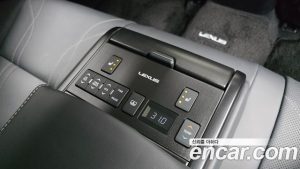 Lexus ES Executive 2025 года из Южной Кореи