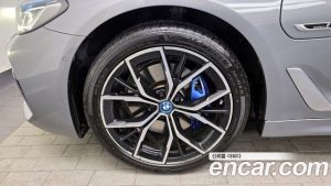 BMW 5-Series 530e M Sport 2023 года из Южной Кореи