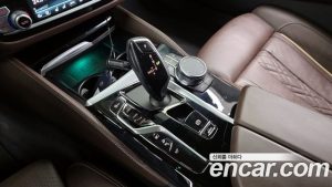 BMW 5-Series 530e M Sport 2023 года из Южной Кореи