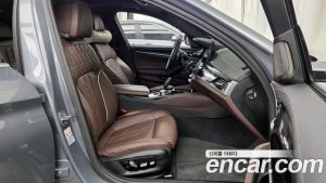 BMW 5-Series 530e M Sport 2023 года из Южной Кореи