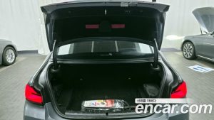 BMW 5-Series 530e M Sport 2023 года из Южной Кореи