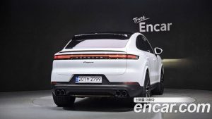 Porsche Cayenne 3.0 Coupe 2024 года из Южной Кореи