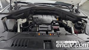 Genesis GV80 2.5T Бензин AWD 2024 года из Южной Кореи