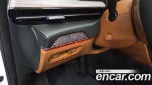 Genesis GV80 2.5T Бензин AWD 2024 года из Южной Кореи