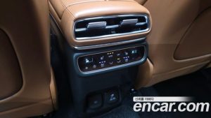 Genesis GV80 2.5T Бензин AWD 2024 года из Южной Кореи