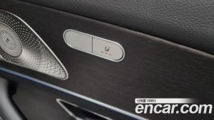 Mercedes-Benz GLE-Class GLE400e 4MATIC Coupe 2024 года из Южной Кореи