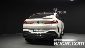 BMW X6 M60i 2024 года из Южной Кореи