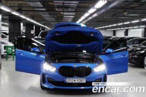 BMW 1-Series 120i M Sport 2023 года из Южной Кореи