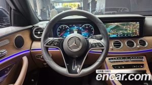 Mercedes-Benz E-Class E250 Exclusive 2023 года из Южной Кореи
