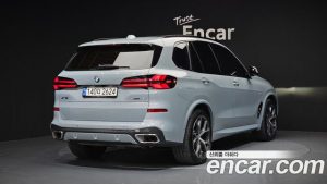 BMW X5 xDrive 40i M Sport 2024 года из Южной Кореи