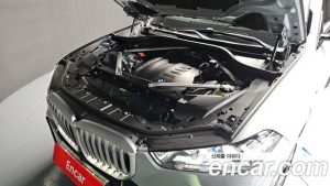 BMW X5 xDrive 40i M Sport 2024 года из Южной Кореи