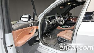 BMW X5 xDrive 40i M Sport 2024 года из Южной Кореи