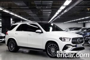 Mercedes-Benz GLE-Class GLE450 4MATIC 2025 года из Южной Кореи