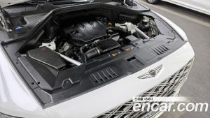 Genesis GV80 2.5T Бензин AWD 2024 года из Южной Кореи