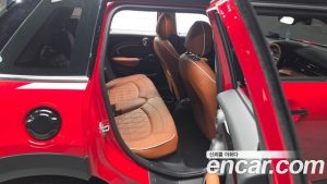 Mini Cooper 5Door CLASSIC 2024 года из Южной Кореи