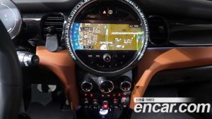 Mini Cooper 5Door CLASSIC 2024 года из Южной Кореи