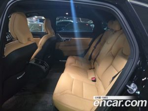 Volvo S90 B6 AWD ULTIMATE Bright 2023 года из Южной Кореи