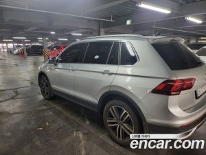 Volkswagen Tiguan 2.0 TDI 4 Prestige 2023 года из Южной Кореи