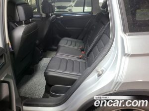 Volkswagen Tiguan 2.0 TDI 4 Prestige 2023 года из Южной Кореи