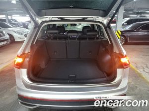 Volkswagen Tiguan 2.0 TDI 4 Prestige 2023 года из Южной Кореи