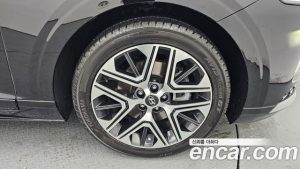 Hyundai Grandeur 2.5 Бензин 2WD 2024 года из Южной Кореи