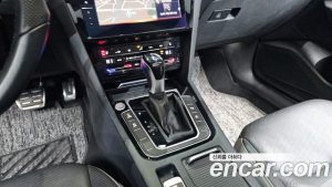 Volkswagen Arteon 2.0 TDI Prestige 2023 года из Южной Кореи