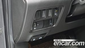 Renault-KoreaSamsung QM6 Quest 2.0 LPe RE 2WD 2024 года из Южной Кореи