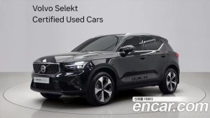 Volvo XC40 B4 Ultra Bright 2025 года из Южной Кореи