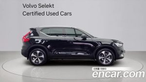 Volvo XC40 B4 Ultra Bright 2025 года из Южной Кореи