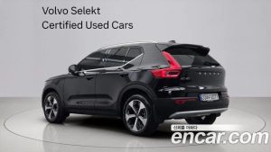 Volvo XC40 B4 Ultra Bright 2025 года из Южной Кореи