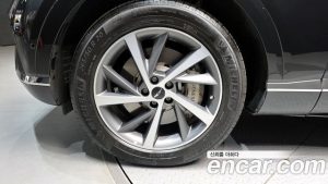 Genesis GV80 2.5T Бензин AWD 2025 года из Южной Кореи