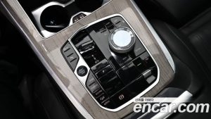 BMW X7 xDrive 40d Design Pure Excellence 6 2023 года из Южной Кореи